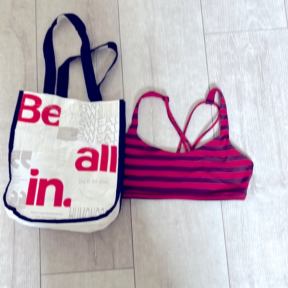 LULU LEMON SZ 4  YOGA BRA WORN ONCE DEEP RED & WINE STRIPES WITH CRISCROSS BACK